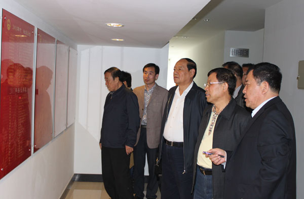 省慈善总会调研组到鲅鱼圈区调研