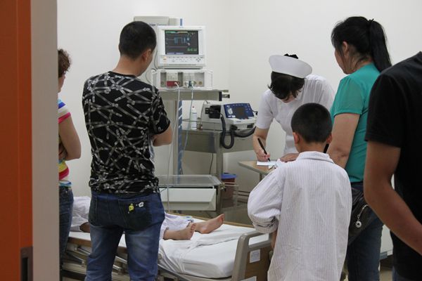 入院检查